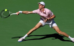 Jannik Sinner adds another championship after a thrilling final