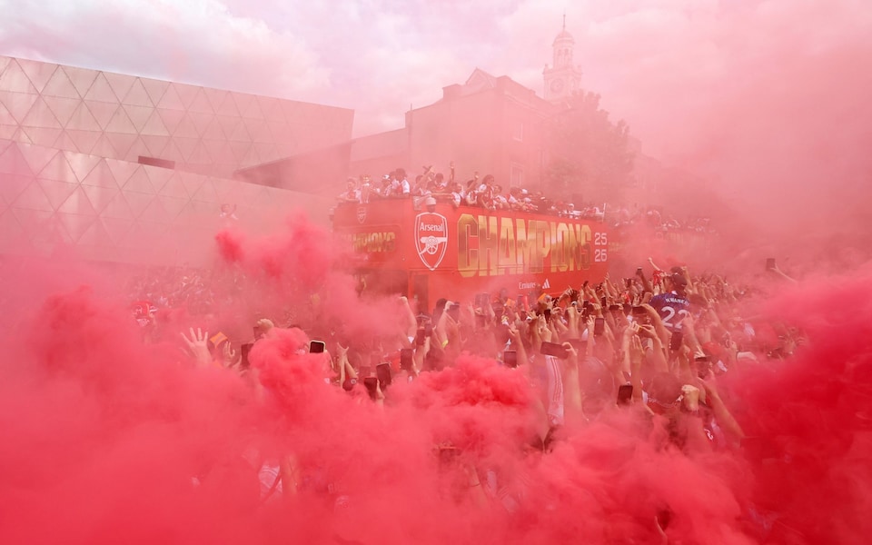 1 triệu người nhuộm đỏ London mừng Arsenal vô địch Ngoại hạng Anh - Ảnh 2.