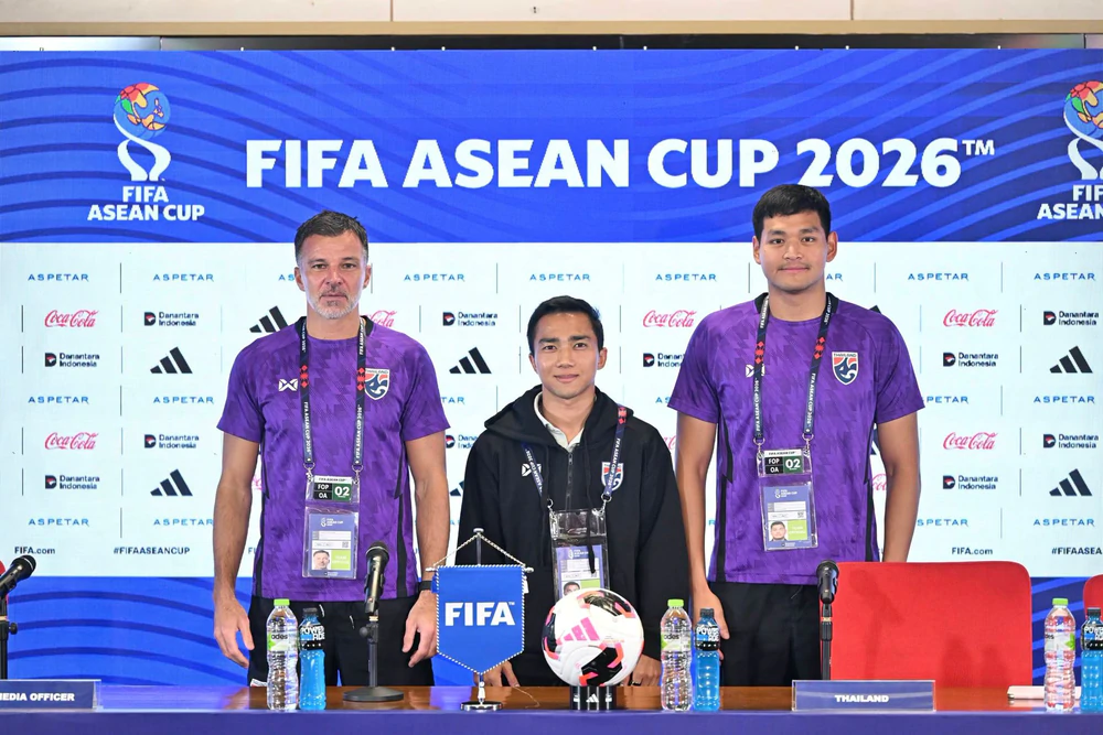 Tin nóng thể thao tối 4/10: HLV Thái Lan nhắc tới ĐT Việt Nam trước chung kết FIFA ASEAN Cup 2026 - Ảnh 1. Tin nóng thể thao tối 4/10: HLV Thái Lan nhắc tới ĐT Việt Nam trước chung kết FIFA ASEAN Cup 2026 - Ảnh 1.
