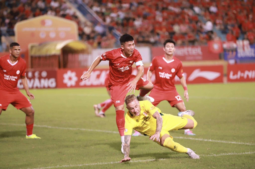 Viettel 對抗胡志明市公安隊 0-0 現場直播：開局激烈