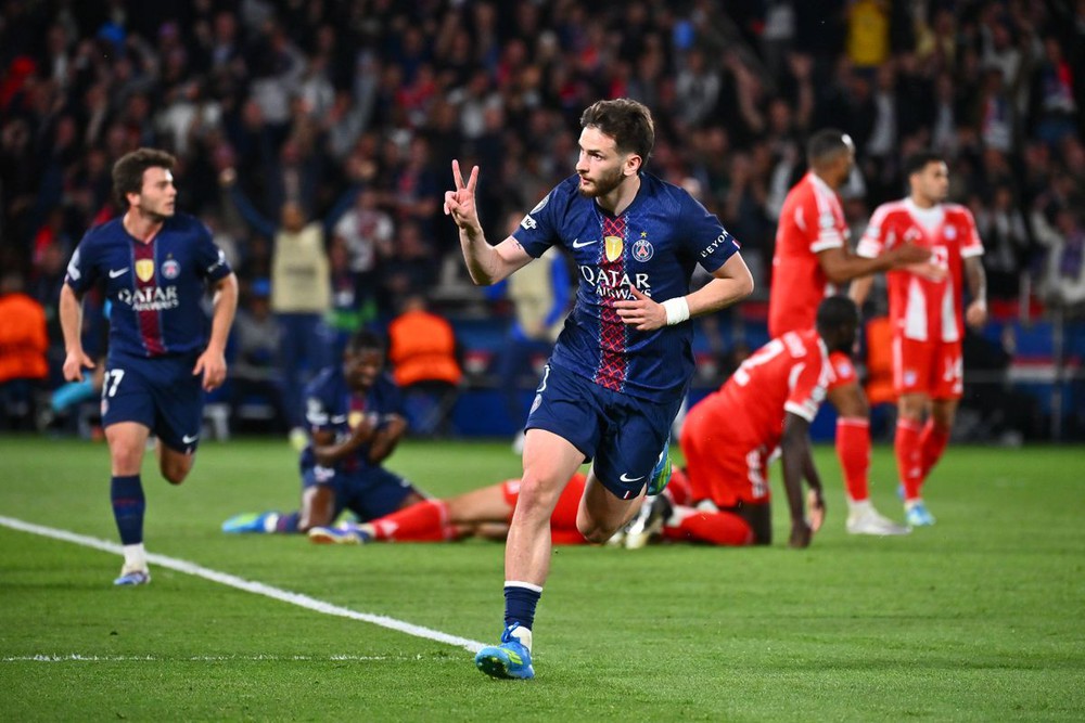 Luis Enrique: "Bayern gặp PSG như Nadal đấu Federer, Djokovic" - Ảnh 1.