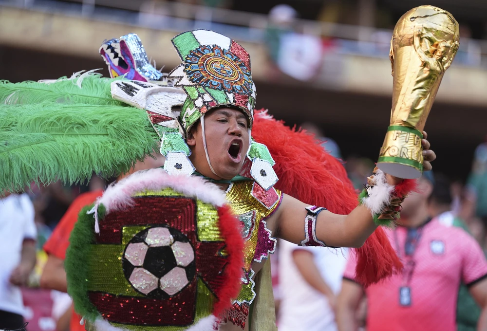 Lĩnh hội tinh thần World Cup - Ảnh 1. Lĩnh hội tinh thần World Cup - Ảnh 1.