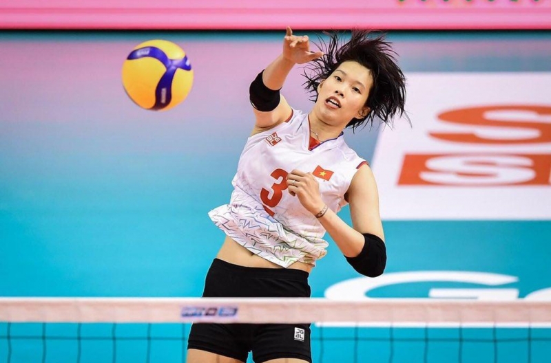 Outside hitter Thanh Thúy ranks among the top scorers in the Japan Volleyball League
