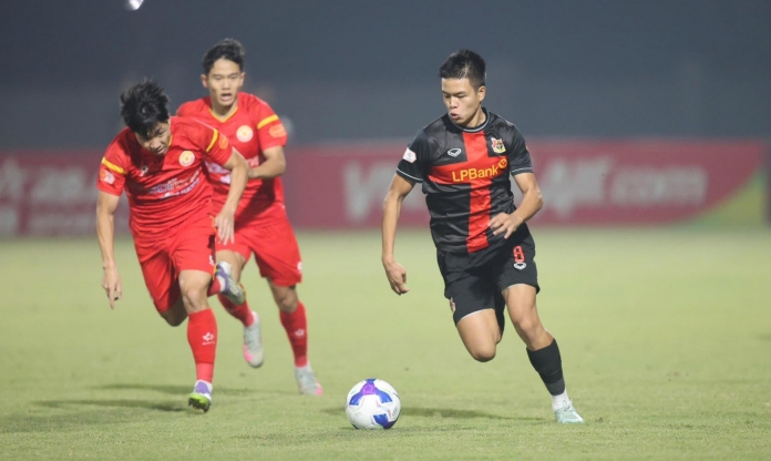 Việt kiều đẳng cấp châu Âu gây sốt khi ghi bàn ở nước ngoài