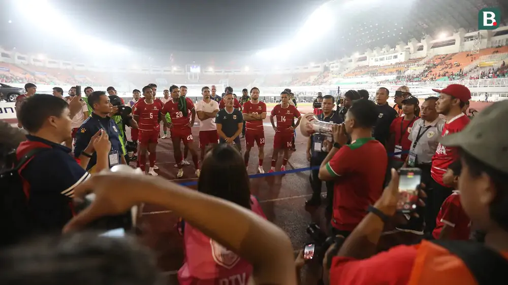 HLV Indonesia: 'Chúng tôi biếu đối thủ những bàn thua quá dễ dàng' - Ảnh 1. HLV Indonesia: 'Chúng tôi biếu đối thủ những bàn thua quá dễ dàng' - Ảnh 1.
