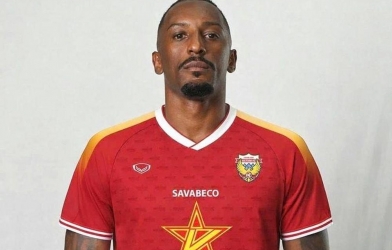 Brazilian striker with 33 goals in Brazil league comes to Vietnam to play football