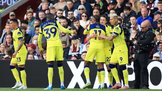 Tottenham thắp lại hy vọng trụ hạng Ngoại hạng Anh - Ảnh 2.