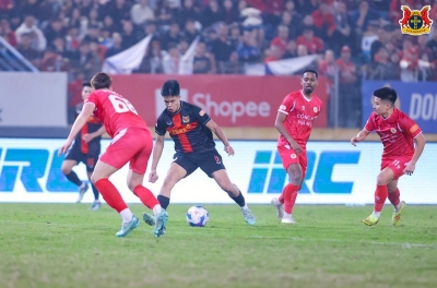 Live: Ninh Bình vs HAGL – European Vietnamese player in starting lineup