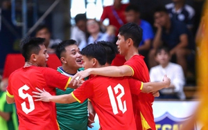 The Vietnamese national team shares a group with Thailand in the Southeast Asian championship.