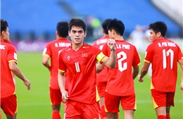 U23 Vietnam Semi-final - U23 China: China takes a 2-0 lead