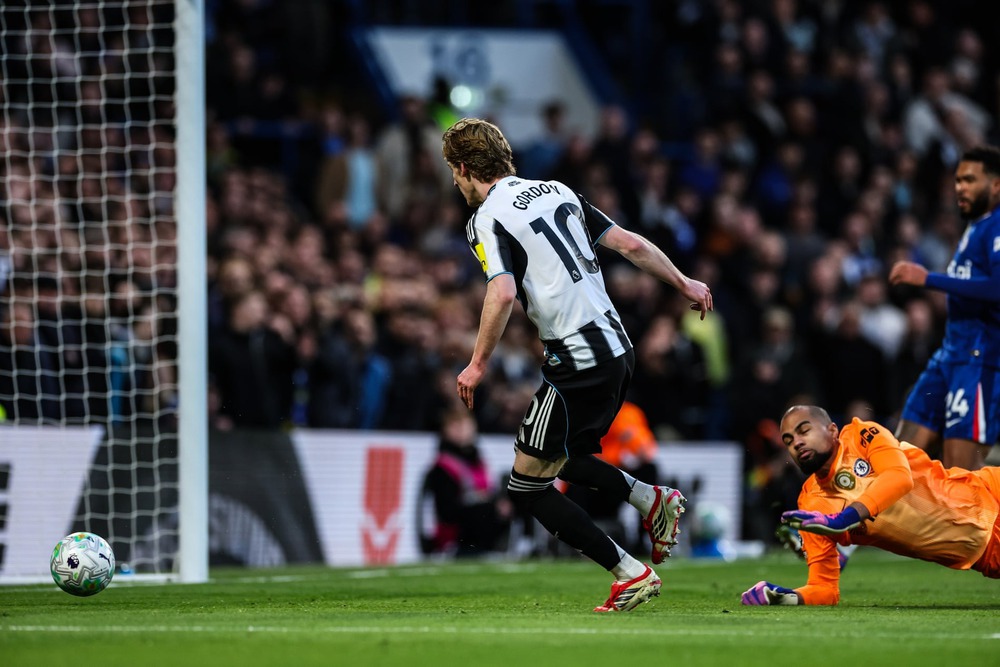 Thua ngay trên sân nhà, Chelsea lâm nguy trong cuộc đua top 4 Ngoại hạng Anh - Ảnh 2.