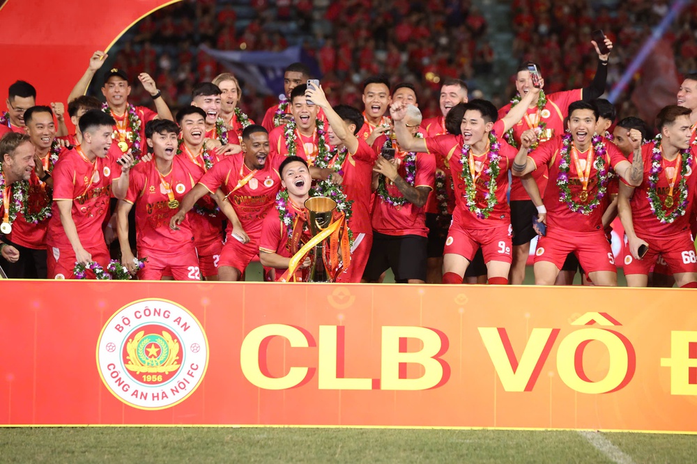 Tin nóng bóng đá Việt Nam hôm nay 1/6: U19 Việt Nam quyết thắng Timor Leste; HLV Kewell chê HAGL - Ảnh 3. Tin nóng bóng đá Việt Nam hôm nay 1/6: U19 Việt Nam quyết thắng Timor Leste; HLV Kewell chê HAGL - Ảnh 3.