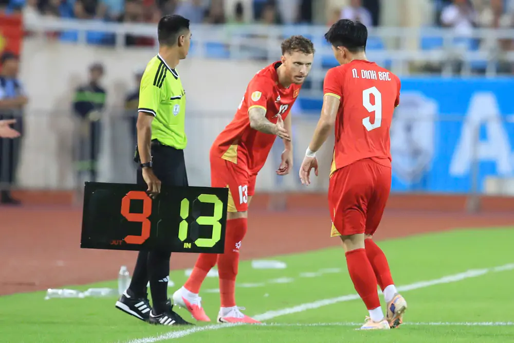 Cuộc đua Vua phá lưới ASEAN Cup 2026: Đình Bắc xếp sau tiền đạo 19 tuổi của Indonesia - Ảnh 2. Cuộc đua Vua phá lưới ASEAN Cup 2026: Đình Bắc xếp sau tiền đạo 19 tuổi của Indonesia - Ảnh 2.