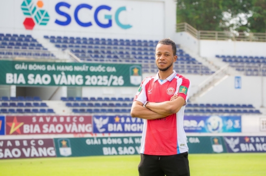 Foreign striker who scored 30 goals in V.League finds unexpected landing spot in Vietnam