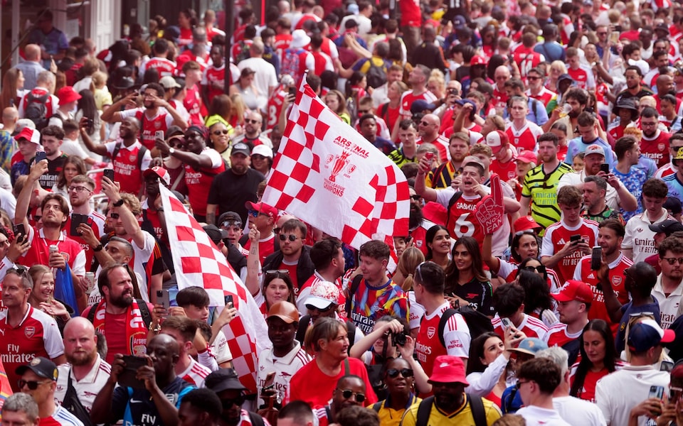 1 triệu người nhuộm đỏ London mừng Arsenal vô địch Ngoại hạng Anh - Ảnh 8.