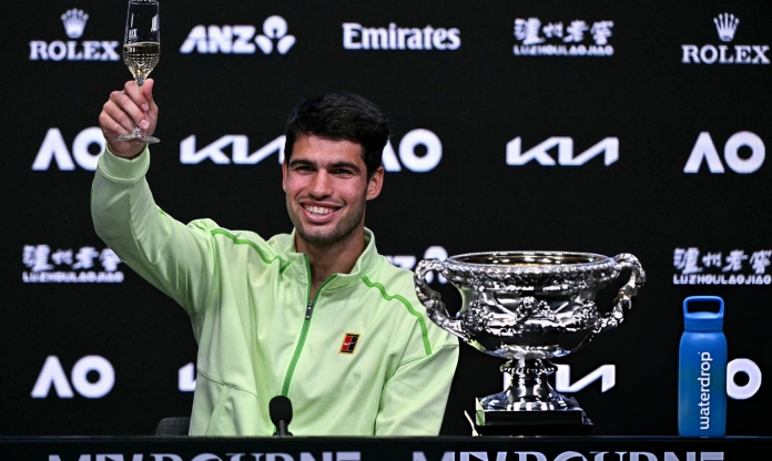 Alcaraz ẵm hàng chục tỉ đồng sau chức vô địch Australian Open lịch sử