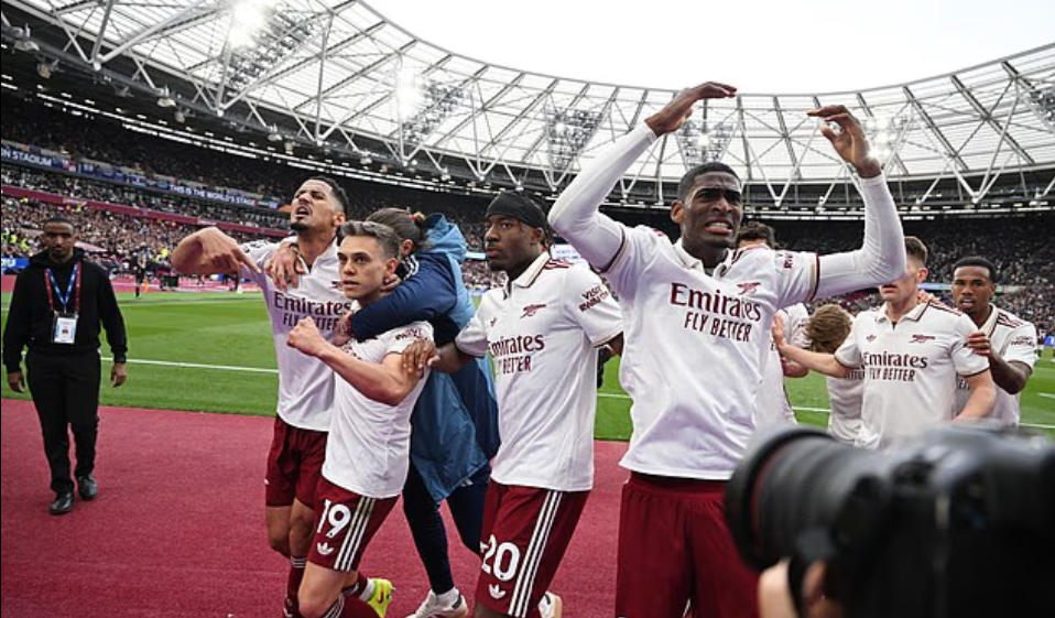 Arsenal đã vượt qua thử thách khó nhất mang tên West Ham nhờ 'khoảnh khắc của mùa giải' - Ảnh 5. Arsenal đã vượt qua thử thách khó nhất mang tên West Ham nhờ 'khoảnh khắc của mùa giải' - Ảnh 5.