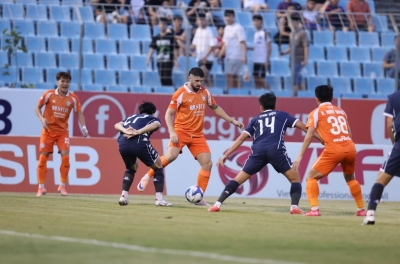 Hot football news on the morning of June 1: V-League goes down to the wire, Arsenal celebrate