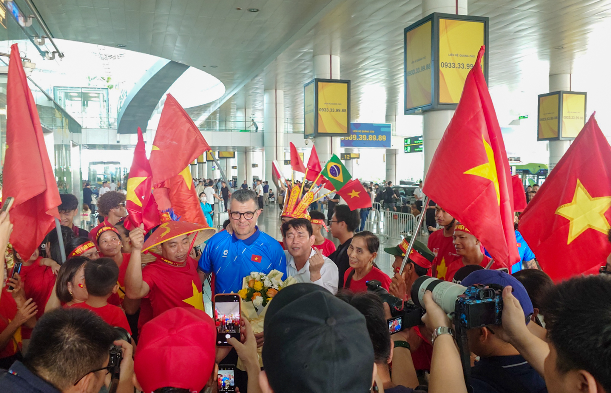 U17 Việt Nam về nước, lên kế hoạch chi tiết cho World Cup - Ảnh 2. U17 Việt Nam về nước, lên kế hoạch chi tiết cho World Cup - Ảnh 2.