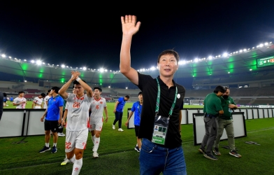 Coach Kim Sang Sik calls up three players who are both familiar and unfamiliar to the Vietnam U23 team.