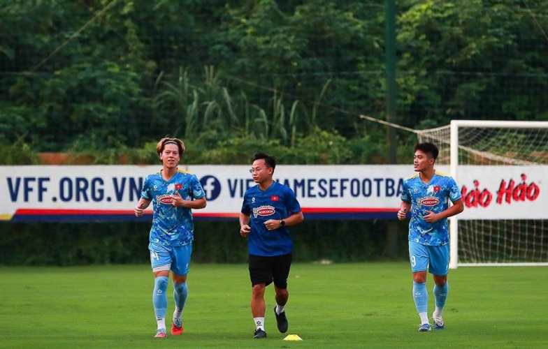 2 U23 Vietnam players must train separately