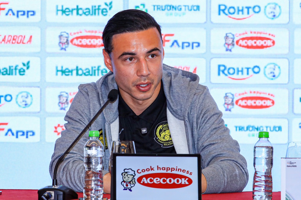 Hậu vệ Malaysia muốn tạo khoảnh khắc ngọt ngào tại Việt Nam - Ảnh 1.