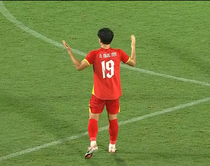 Phân tích U23 Việt Nam 1-1 U23 Kuwait: Nôn nóng, kém may và cái duyên Ngọc Mỹ - Ảnh 3.