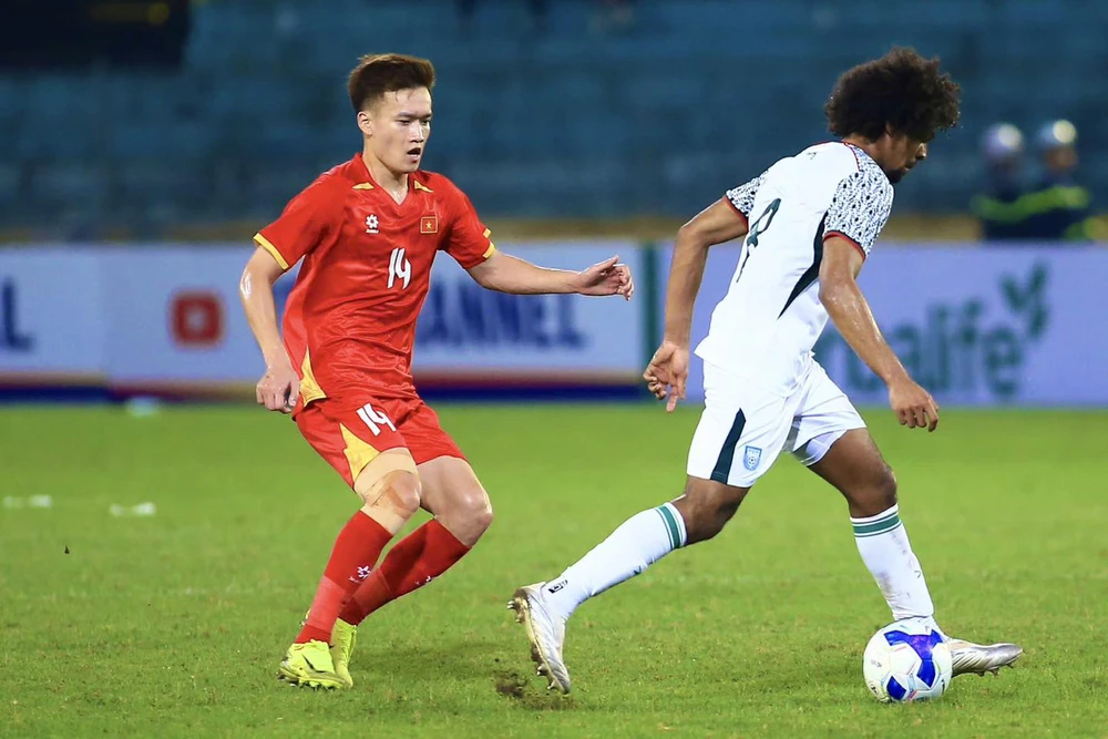 Tiền vệ Hoàng Đức: 'Trận gặp Malaysia rất quan trọng với đội tuyển Việt Nam' - Ảnh 1. Tiền vệ Hoàng Đức: 'Trận gặp Malaysia rất quan trọng với đội tuyển Việt Nam' - Ảnh 1.