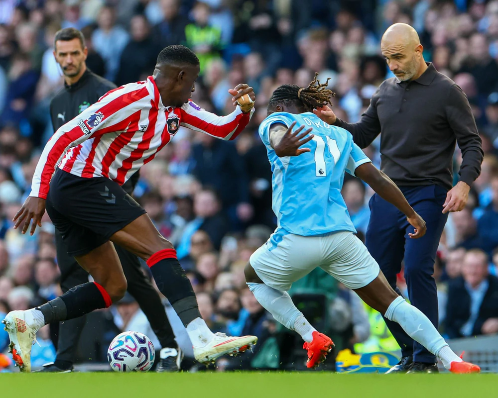 Quan điểm: Dẫn đầu bảng, Man City vẫn nhiều nỗi lo - Ảnh 1. Quan điểm: Dẫn đầu bảng, Man City vẫn nhiều nỗi lo - Ảnh 1.