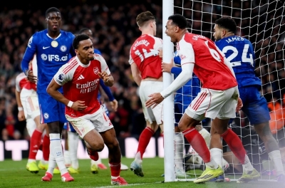 Arsenal sets a series of records following victory over Chelsea