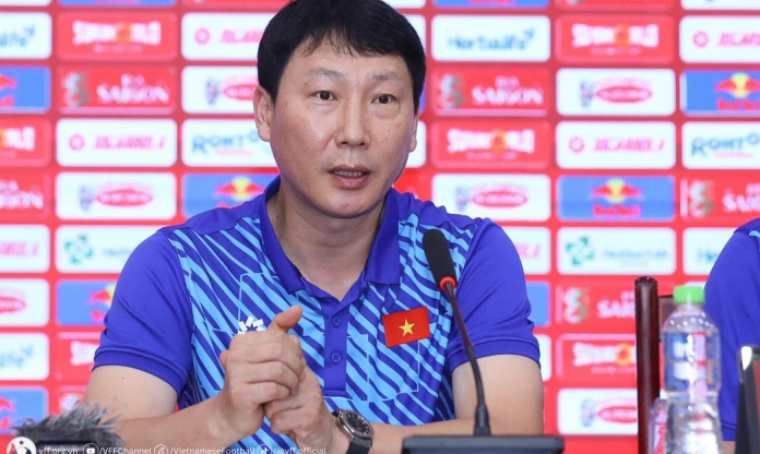 HLV Kim Sang Sik nói về bê bối của Malaysia: 'Đó là việc của FIFA'