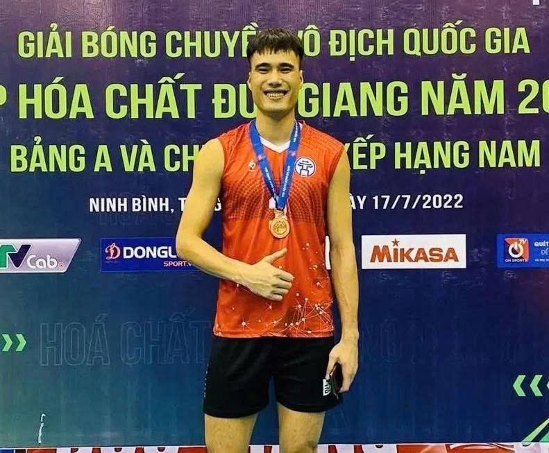 Former Vietnamese volleyball player makes a comeback to the national championship