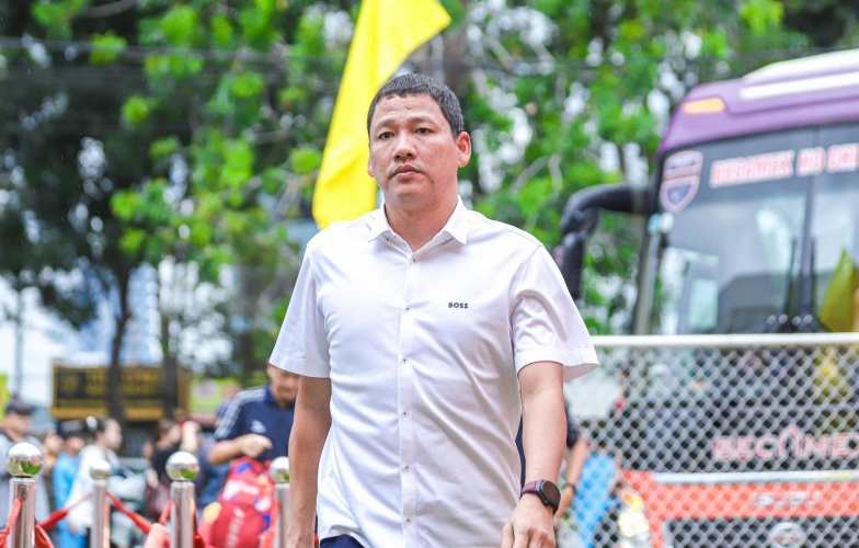 教練安德烈對裁判的判決感到不滿