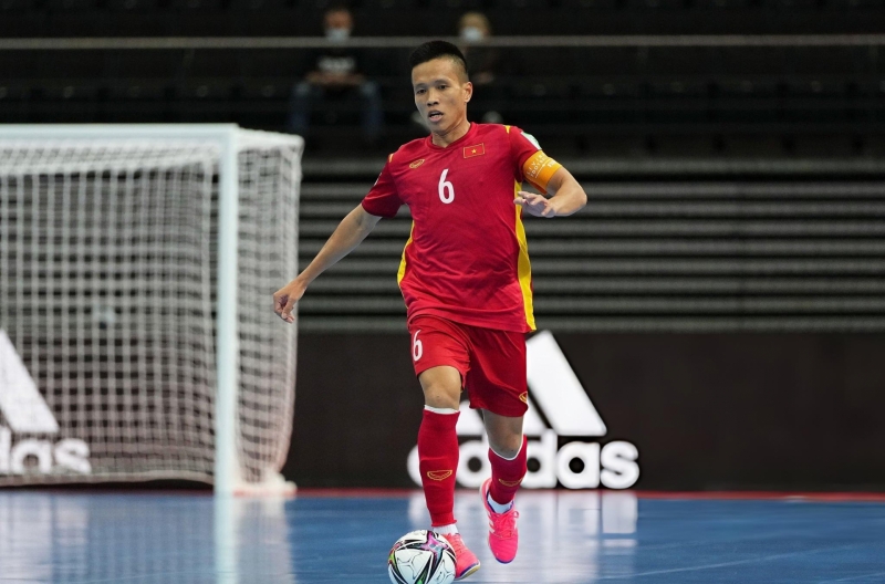 14-time national champions honor the captain of the Vietnam team