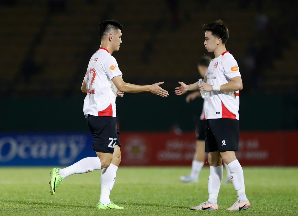 CLB CATP.HCM sa sút: Khi tham vọng hóa áp lực - Ảnh 1.