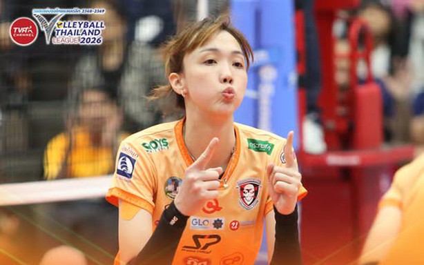 Vietnam's tallest setter celebrates a sweet birthday in Thailand by leading her team to the finals.
