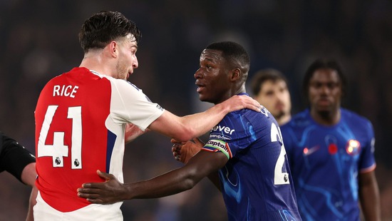 Central midfielders priced at 100 million are now the trend