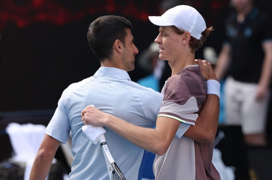 Sinner defeated, Djokovic confidently advances to the 2026 Australian Open final
