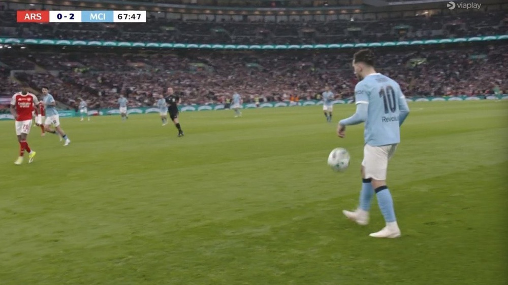 Nhân vật: Cherki “xát muối” vào nỗi đau của Arsenal - Ảnh 1.