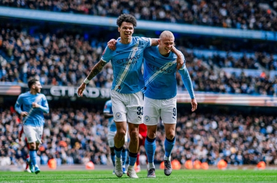 Live football Manchester City vs Southampton: Starting lineup announced