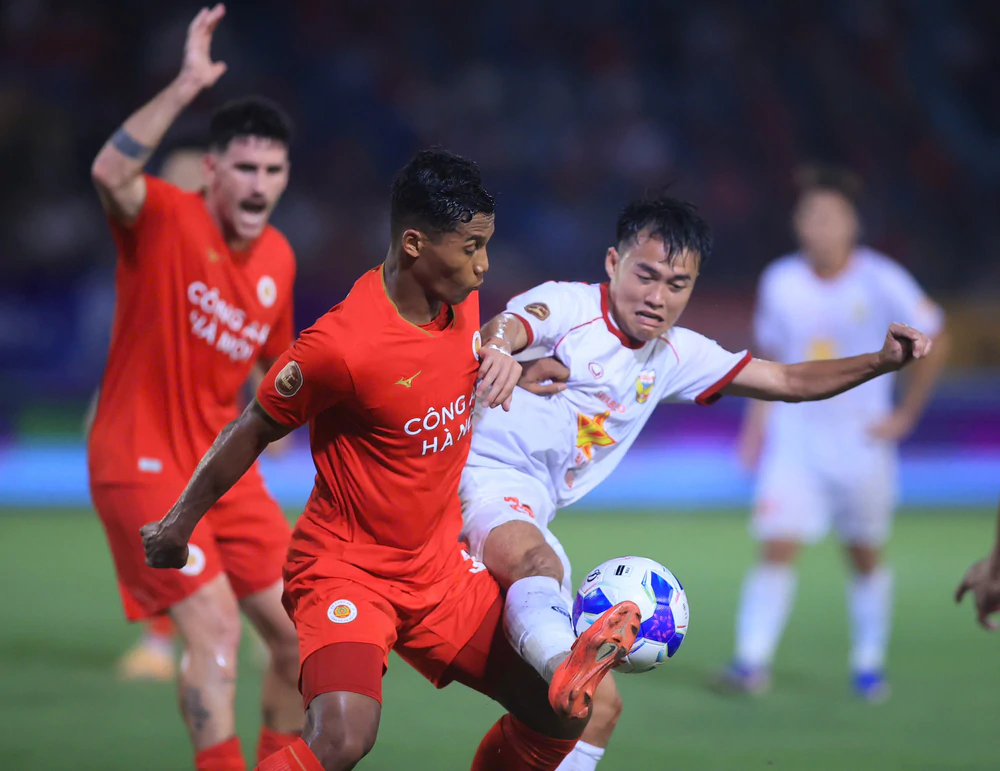Nguồn lực Việt kiều giúp HLV Kim Sang Sik nuôi hy vọng ở FIFA ASEAN Cup 2026 - Ảnh 2. Nguồn lực Việt kiều giúp HLV Kim Sang Sik nuôi hy vọng ở FIFA ASEAN Cup 2026 - Ảnh 2.