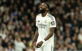 Real Madrid defender admits team 'gave away' two goals to Bayern, praises Neuer extensively