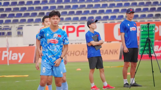 Coach Kim Sang Sik has added two new players to the squad for the 2026 AFC U23 Championship finals.