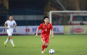 Lê Phạm Thành Long: The True "Anchor" of Coach Kim Sang Sik