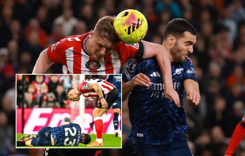 Arsenal fans outraged by unbelievable referee decision