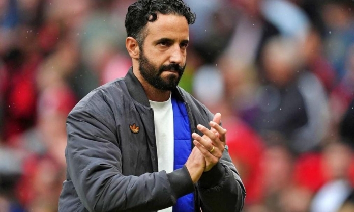 CĐV MU bất ngờ 'quay xe' với Ruben Amorim