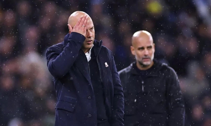 Liverpool của Arne Slot nhận đòn giáng nghiêm trọng