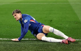 Garnacho receives harsh criticism following disastrous performance in reunion with MU