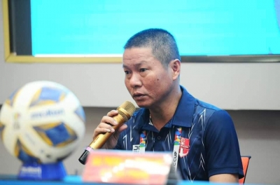 OFFICIAL: Vietnam's top coach joins V-League giant