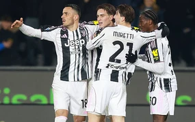 Juventus wins '4-star', continues the top 4 race in Serie A